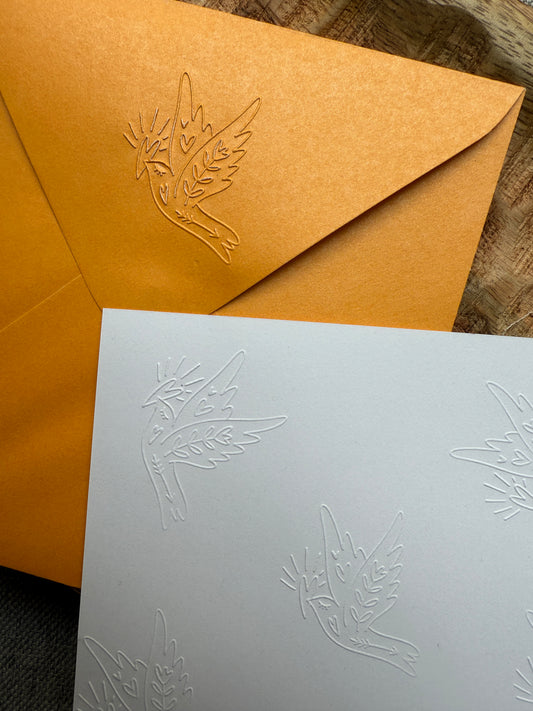 Timbre à sec motif L'oiseau Bohème